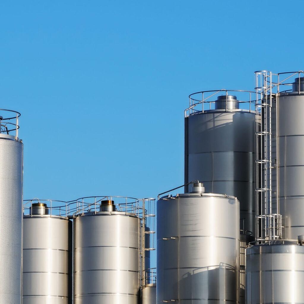 Essential Maintenance Hacks For Your Diesel Fuel Tank